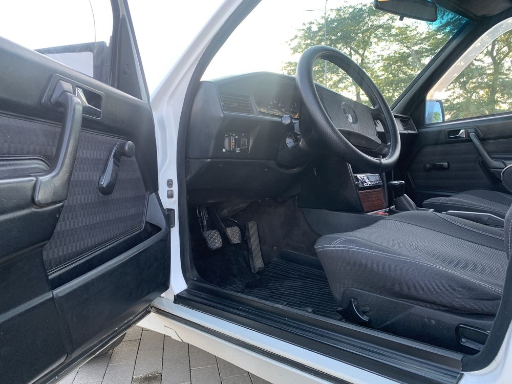 Продам Мерседес 190d w201
