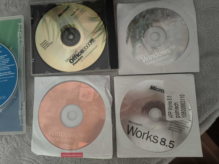 Kolekcjonerski zestaw oprogramowania XP Vista Office 2000