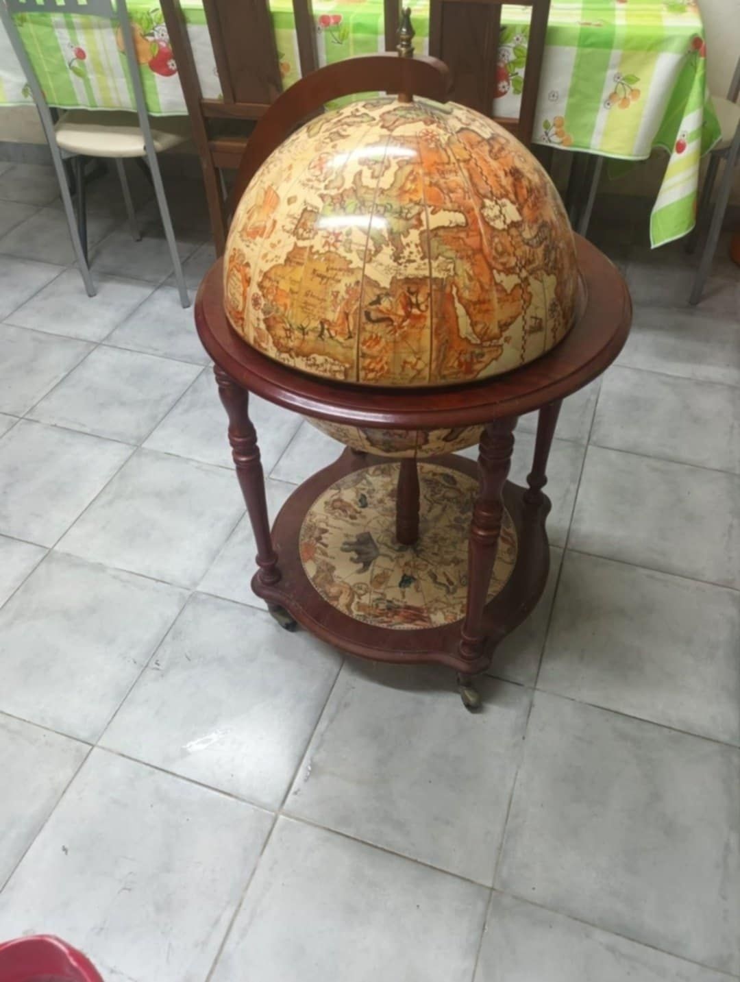 Bar globo e bar bau