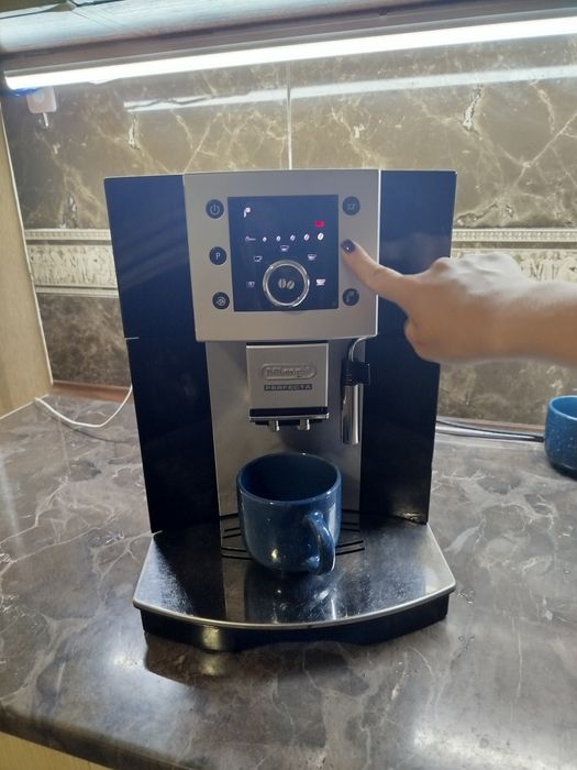 Кавоварка delonghi perfecta