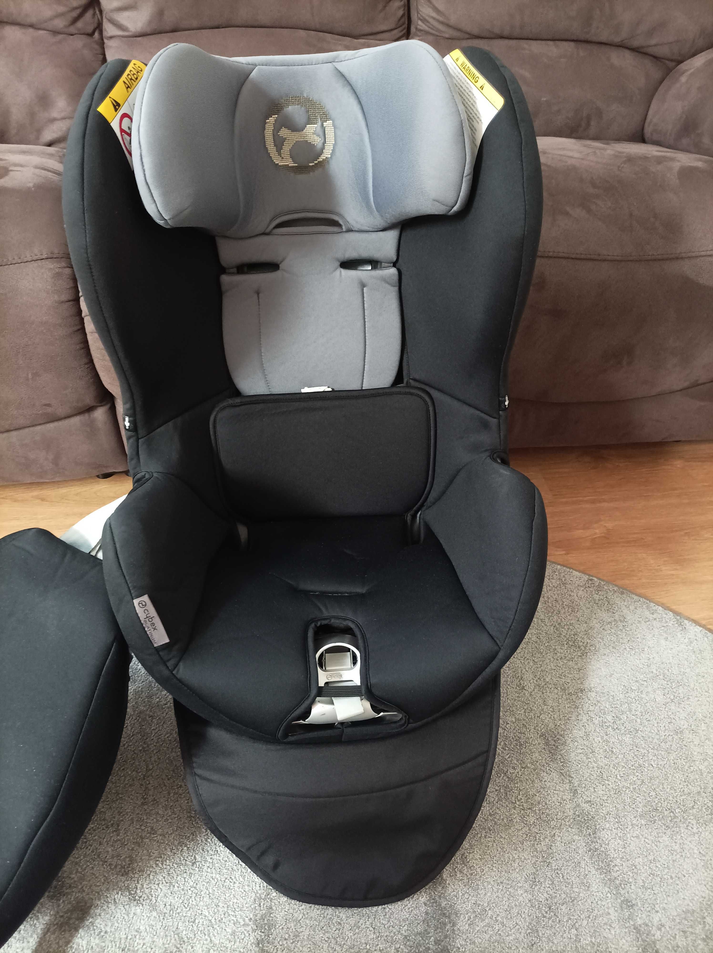 Cadeira rotativa Cybex Sirona (preta)