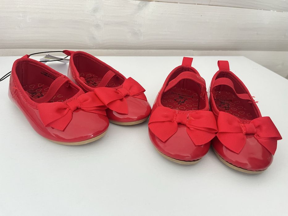 Туфельки дві пари розмір 23, 24