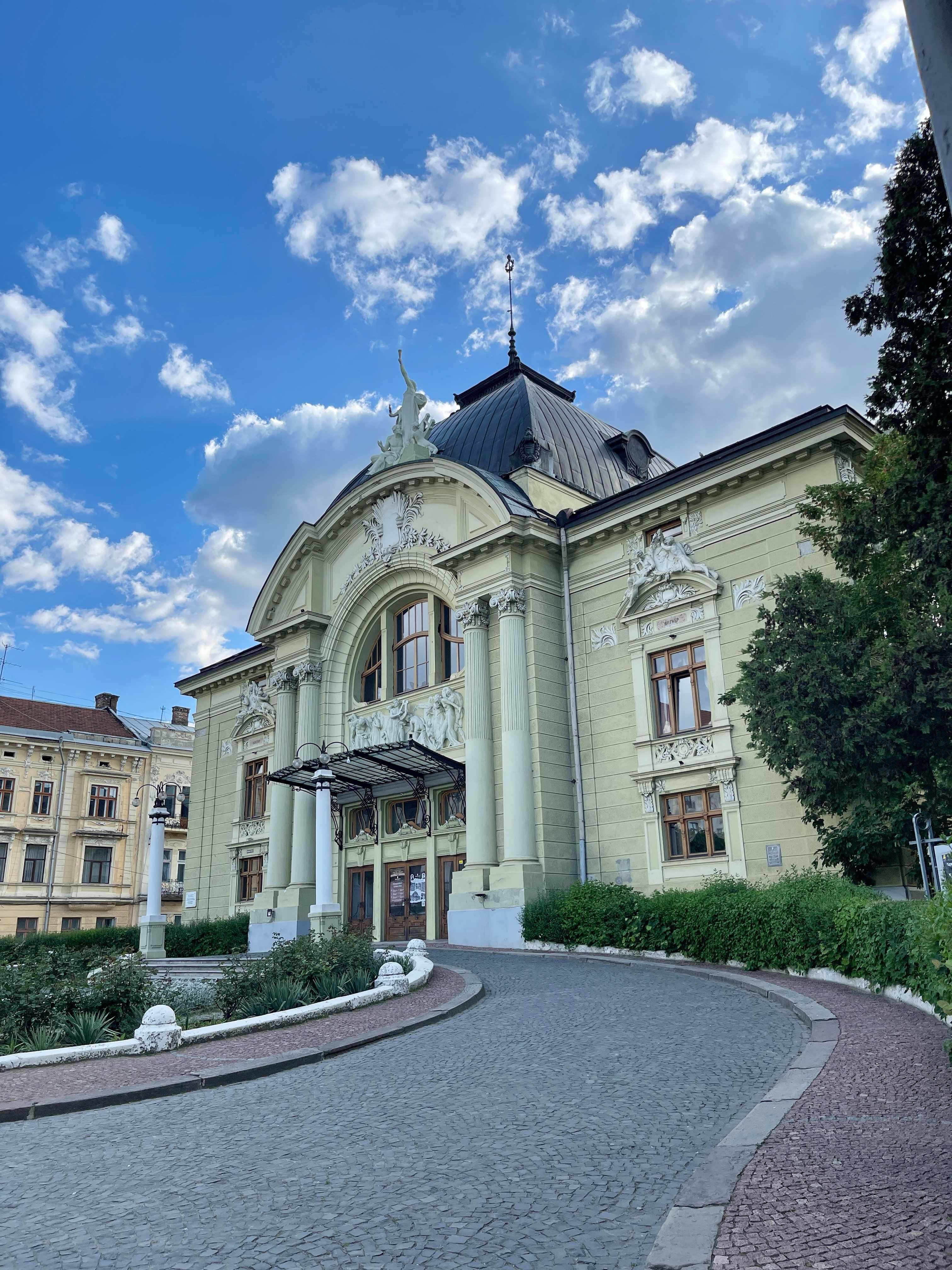 Здам в оренду комерційне приміщення! ЦЕНТР, район Театральної площі!