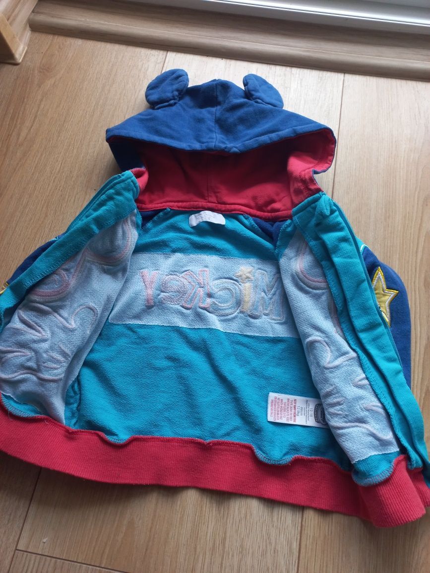 Bluza dziecięca roz.86 Disney 12-18 m-cy
Stan bardzo dobry 
Na suwak