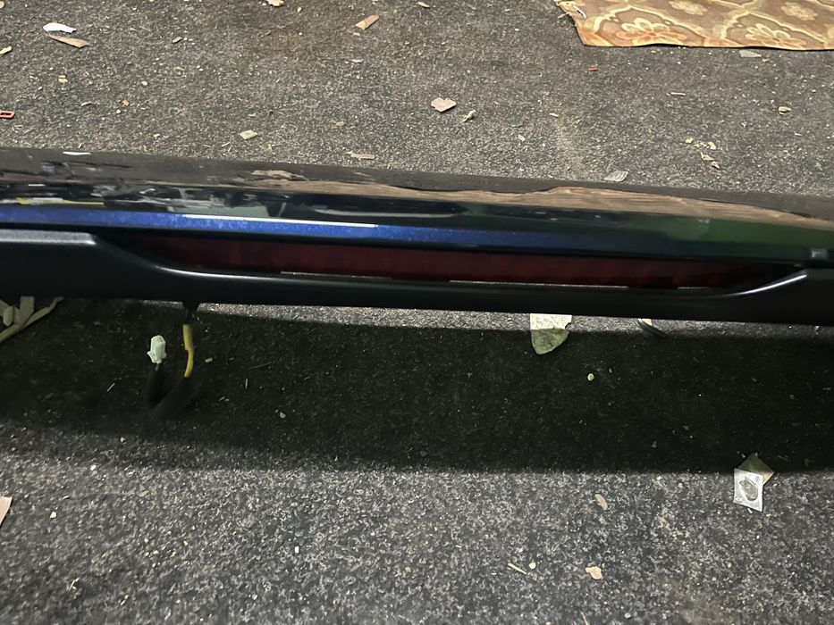 Спойлер двери багажника mazda cx-5 kf 2022- в сборе синий цвет 42m