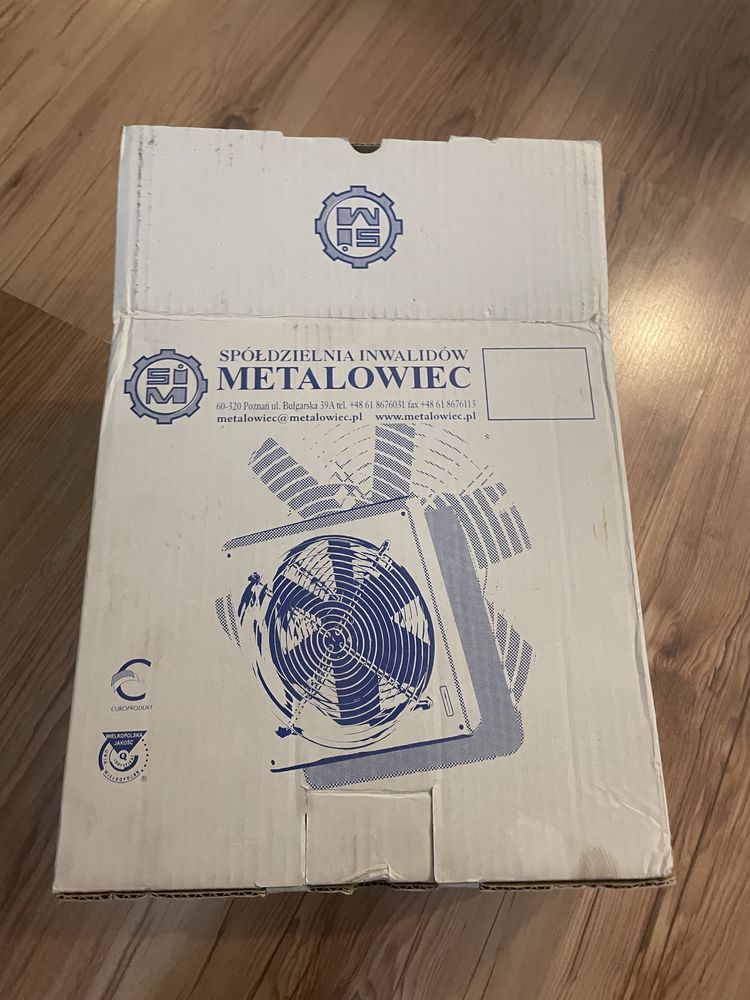 Wentylator osiowy, jednofazowy z wirnikiem alu. Typ: WOO 17/30 CC