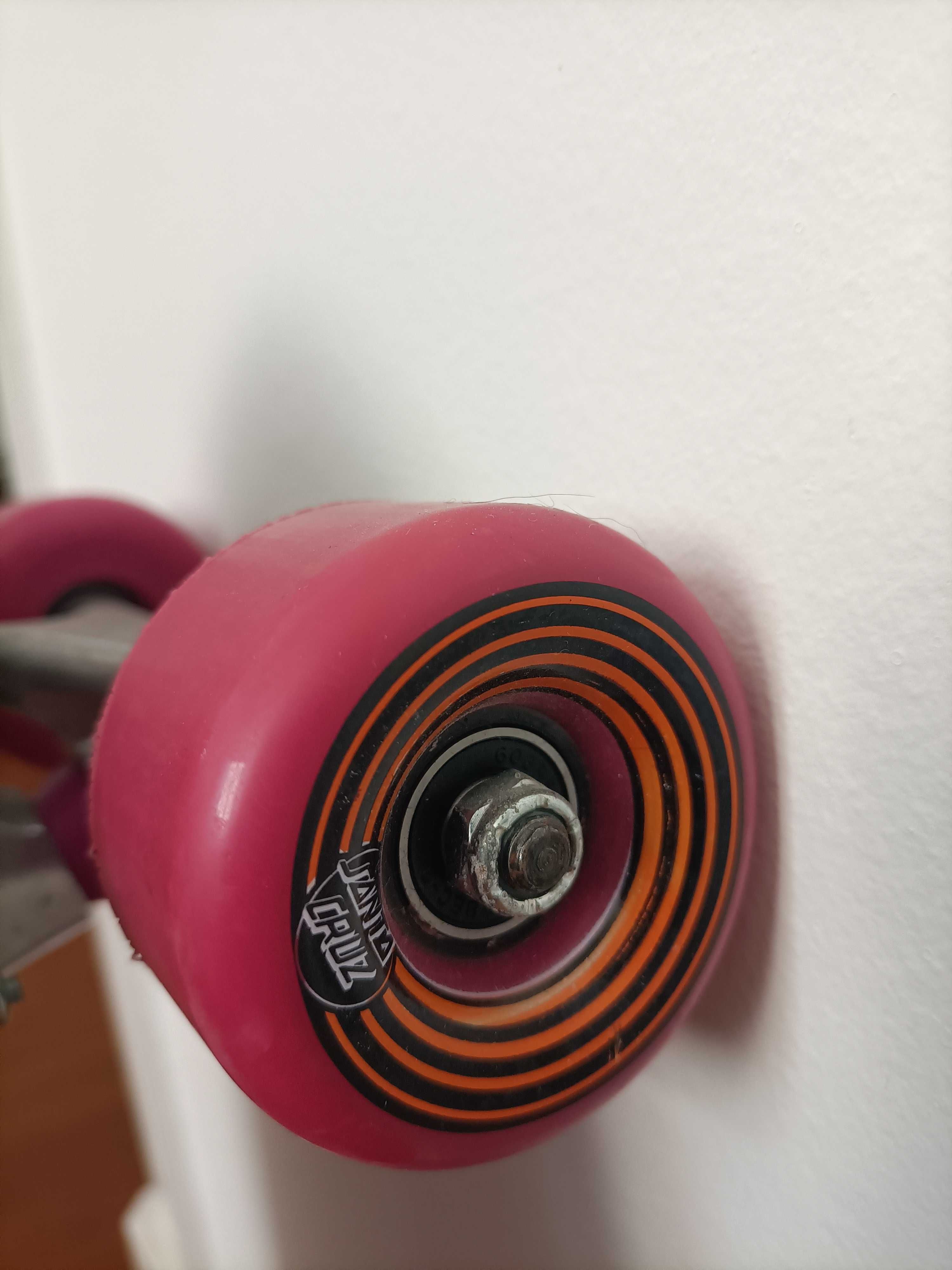 Cruiser stakeboard Santa Cruz Screaming Hands - NOVO