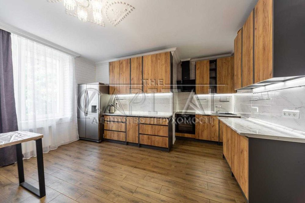 Продаж 3 кімнатної квартири вул. Дмитрівська 60/19 СРОЧНАЯ ПРОДАЖА