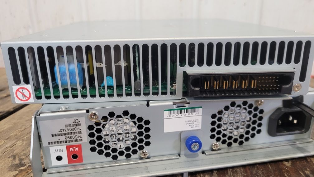 Блок питания HITACHI 1000W.