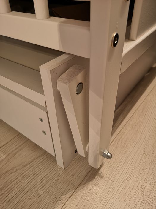 Детская кроватка с маятником матрас мобиль комплект Дубок