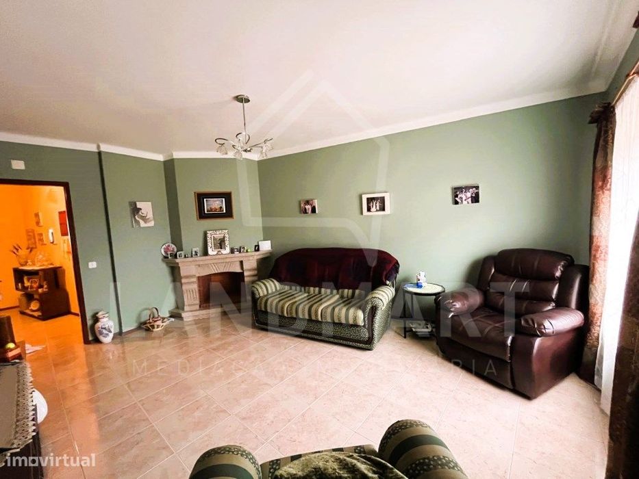 Apartamento T3, Centro de Turquel