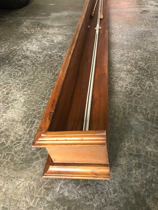 Sanefa para cortinas em madeira