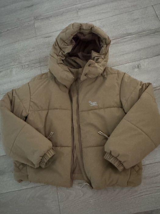 Продам жіночу куртку staff