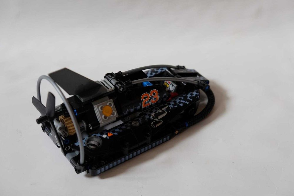 Lego Technic - 42002 - poduszkowiec, samolot