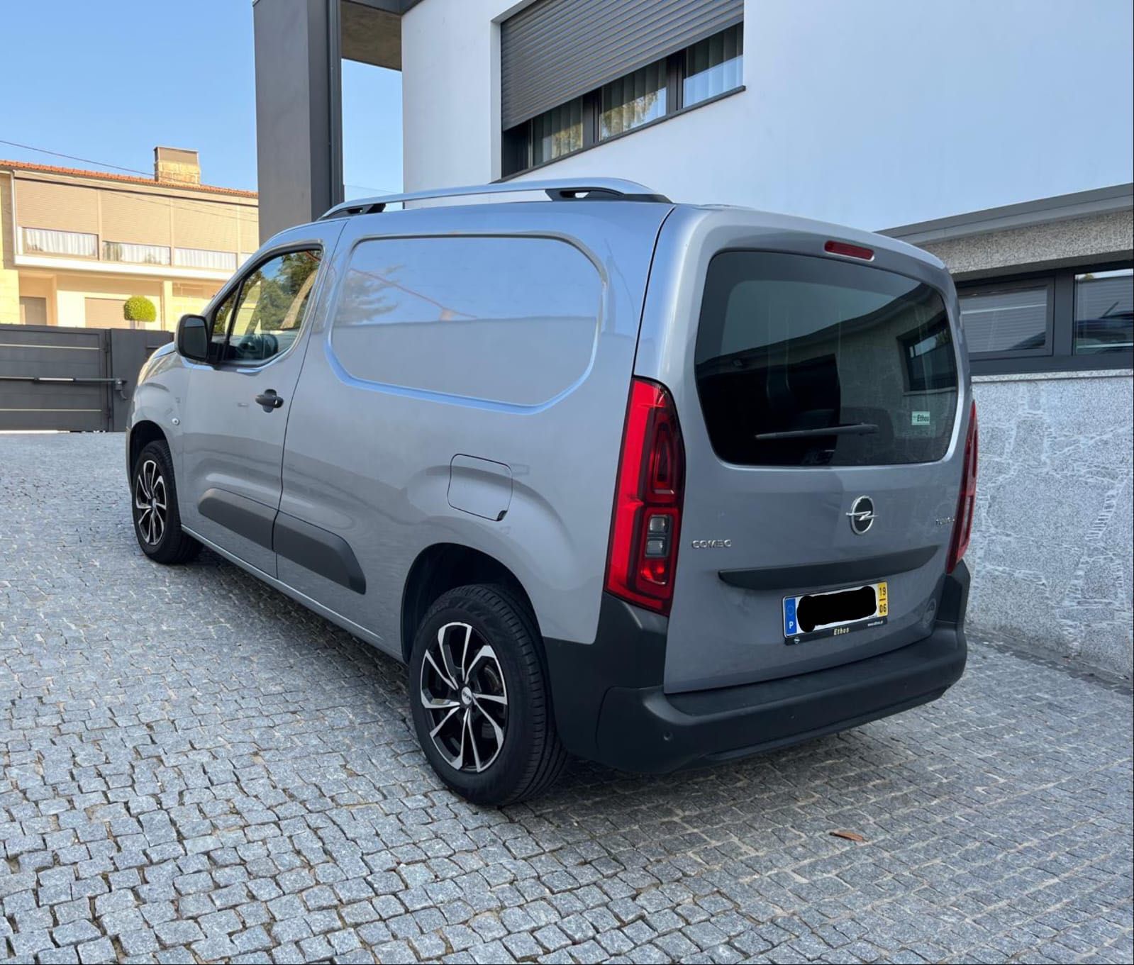Opel Combo 1.5 (OTIMO ESTADO)