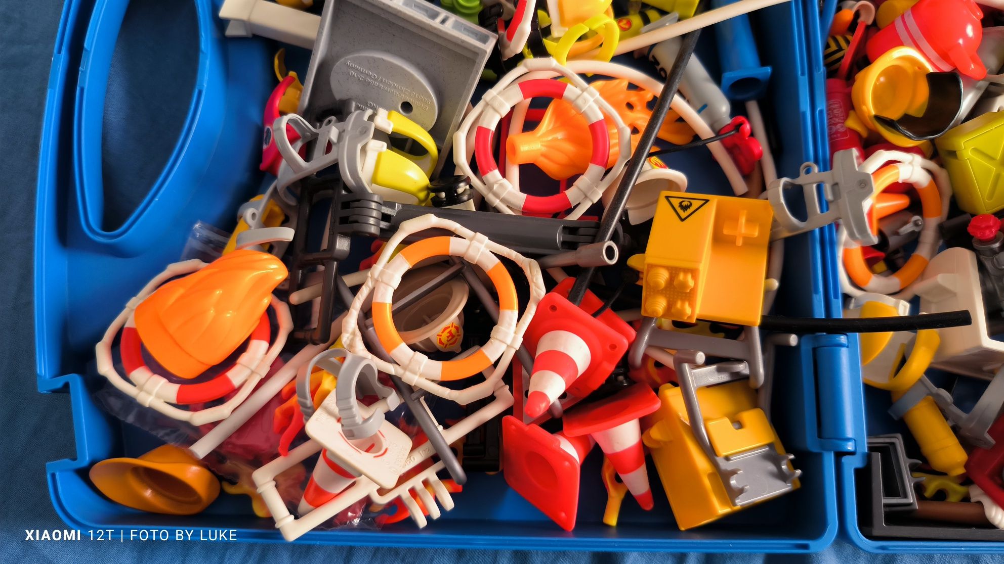 Playmobil elementy różne strażackie węże gasnice hełmy