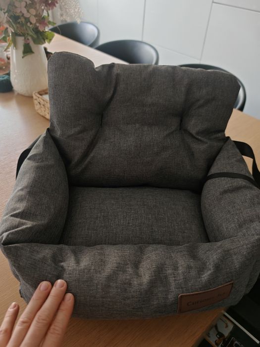 Poduszka/fotelik/Transporter samochodowy dla kota, psa