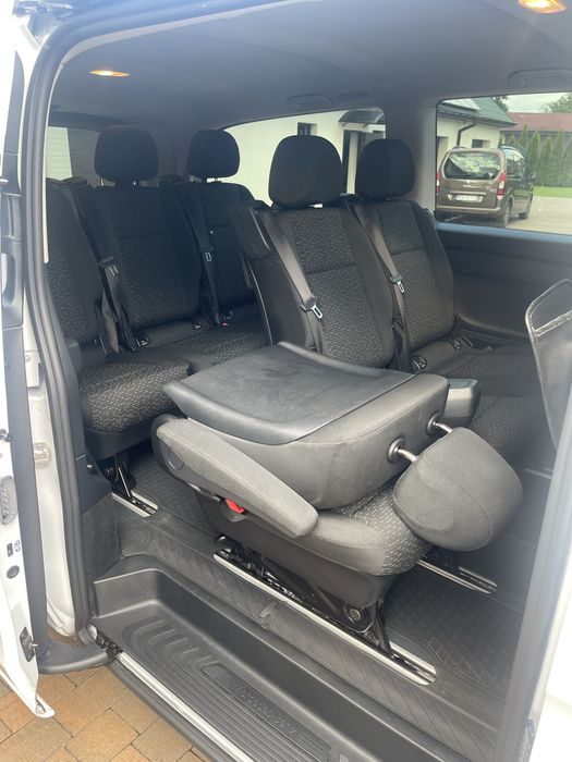 Wynajem, wypożyczenie Mercedes Vito,  9-osobowy, Extra Long