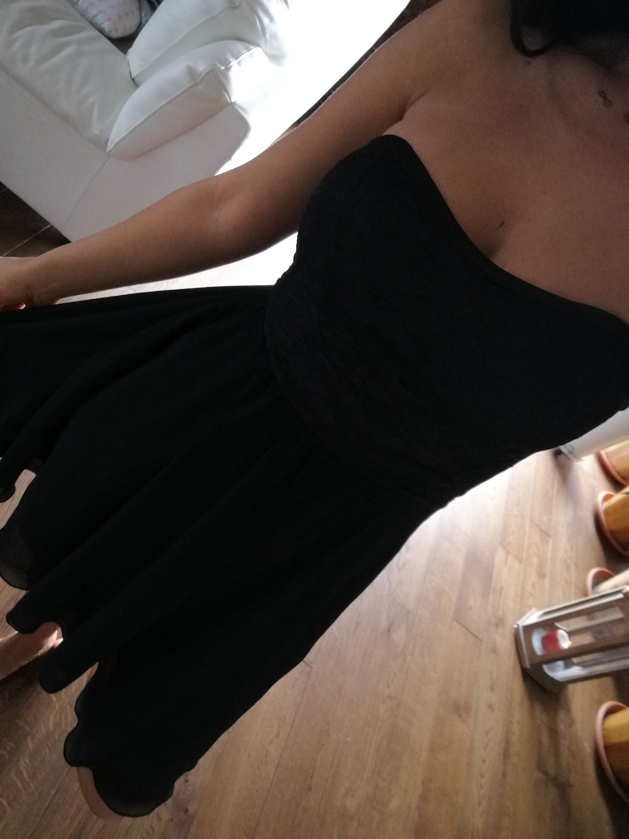 Nowa czarna sukienka bez ramiączek r. S, sukienka z tiulem