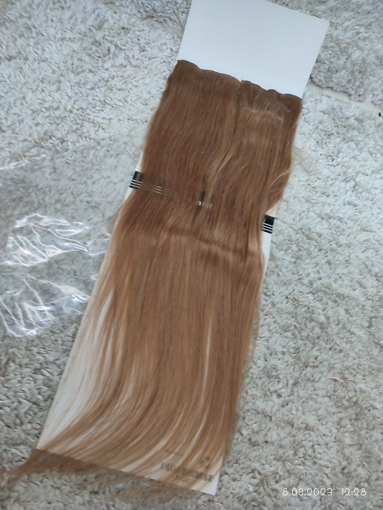 Treski doczepy clip in włosy ludzkie 22 cale 55 cm 56 cm blond długie