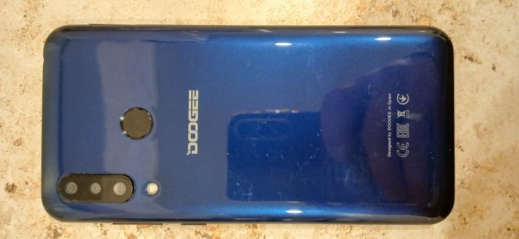 Телефон Doogee N20