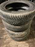 4 szt Opony całoroczne wielosezonowe Michelin CrossClimate 2 215/60R17