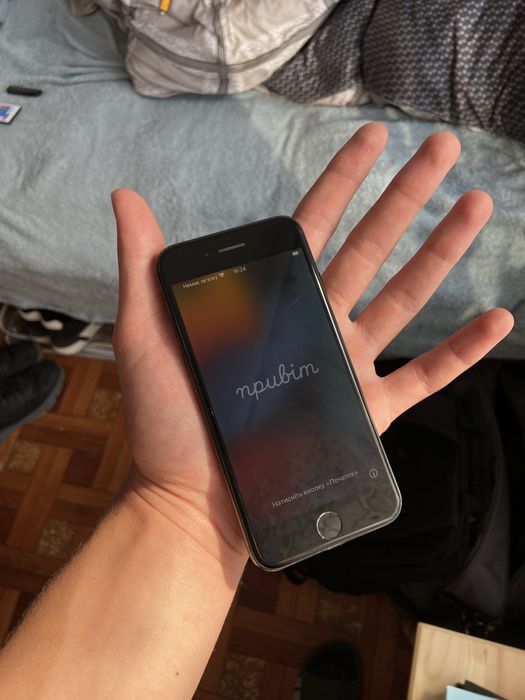 iPhone 7,  32 Гб