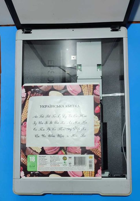 Сканер Epson Perfection V19