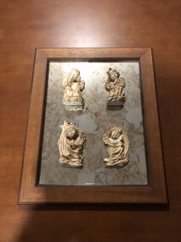 Quadro/espelho com motivos religiosos