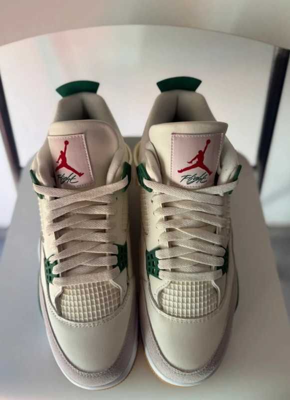 Jordan 4 Retro SB Pine Green R.43