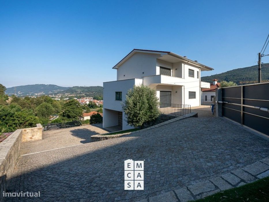 Moradia Isolada em Arouca - Um Refúgio Privado com Vista Panorâmica...