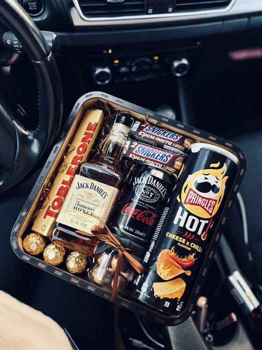 Чоловічі подарункові бокси , подарункові набори , подарунок