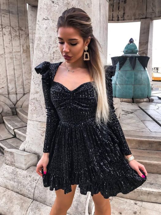 Sukienka Lou Lenci czarna cekinowa rozmiar M 38 wesele święta sylweste