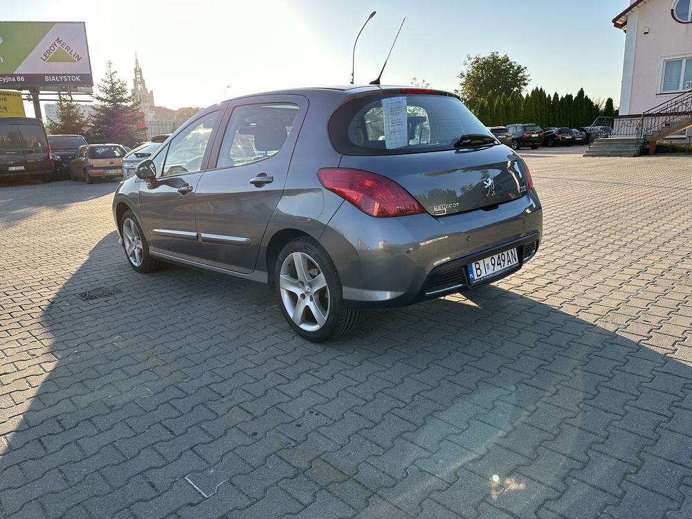 Peugeot 308 benzyna