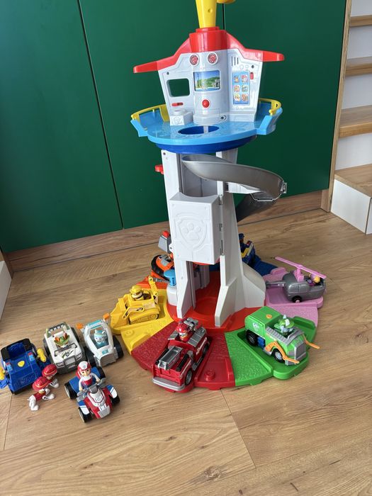 Duża baza Psi Patrol spin master figurki i pojazdy