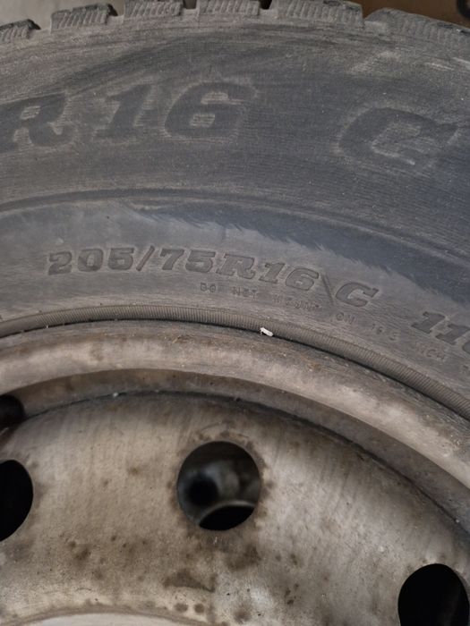 Całe koła opony felgi 205/75 R 16 Renault master