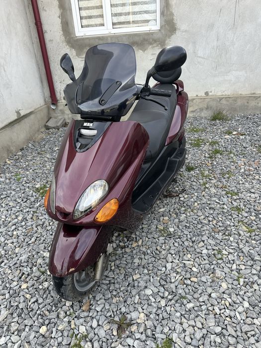 Yamaha Skylainer-Magesti