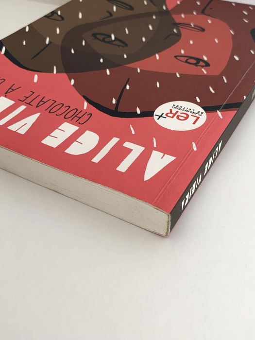 Livro Chocolate à Chuva