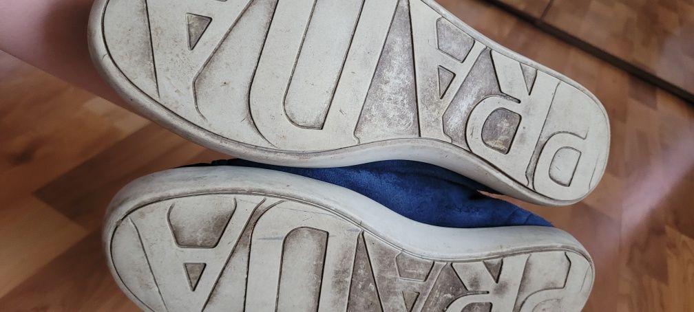 Trampki damskie Prada i sandały  Armani 37,5