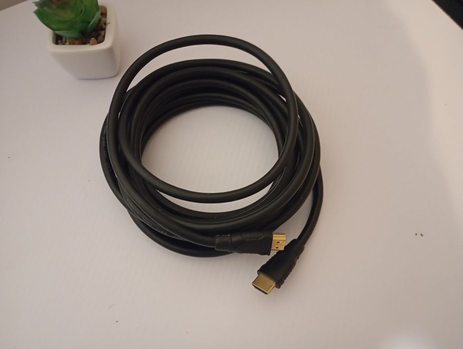 HDMI кабель 5 м, майже новий