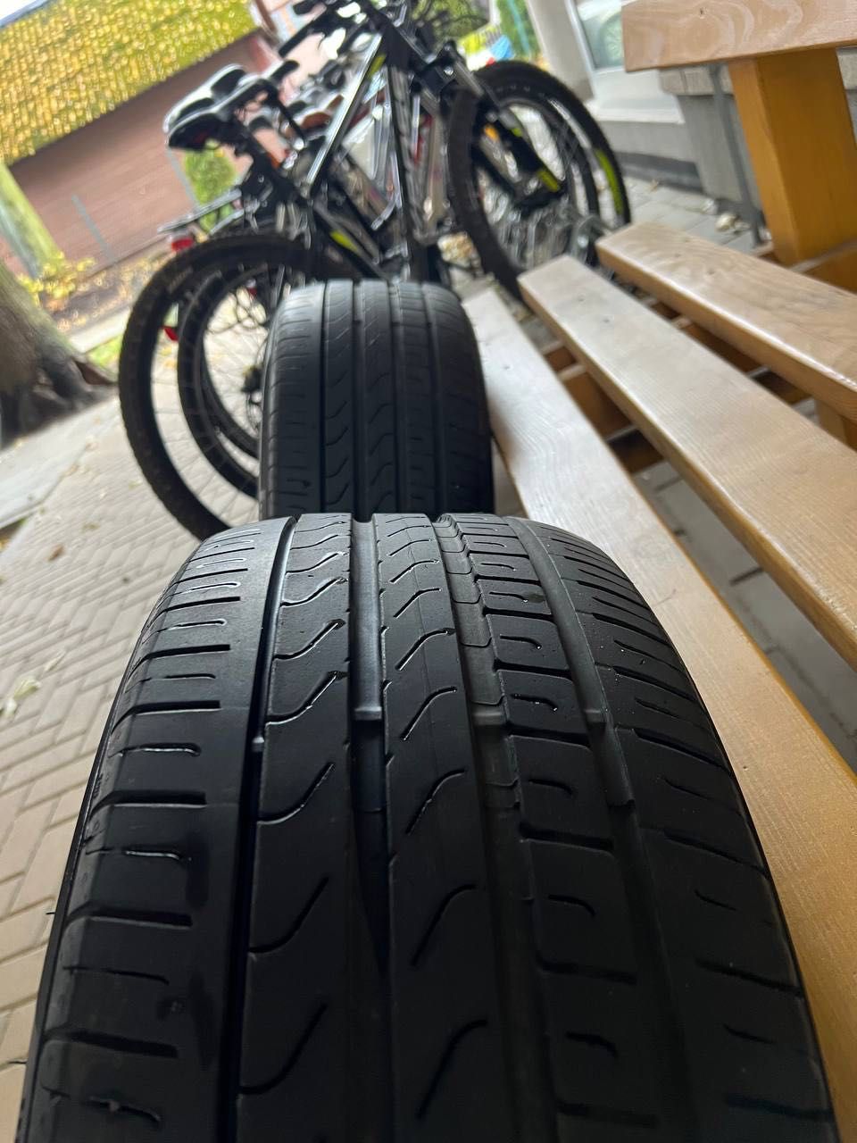 4 koła letnie BMW 225/45R18 Czujniki ciśnienia Run Flat Pirelli