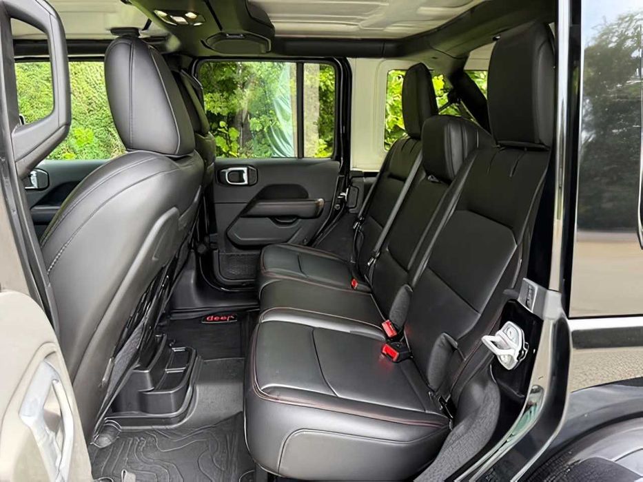 Jeep Wrangler      2020