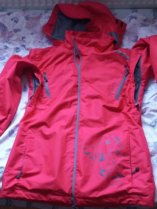 Спортивна куртка