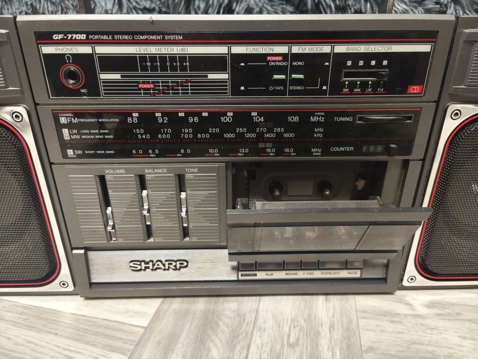Магнитола Sharp gf-7700