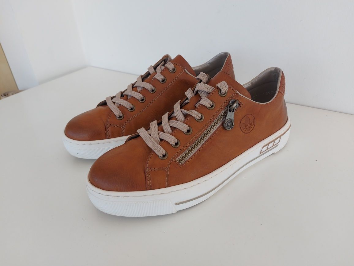 Buty trampki Sneaker Rieker w rozmiarze 40