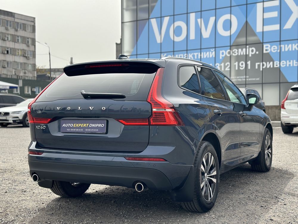 Volvo XC60 2020 рік