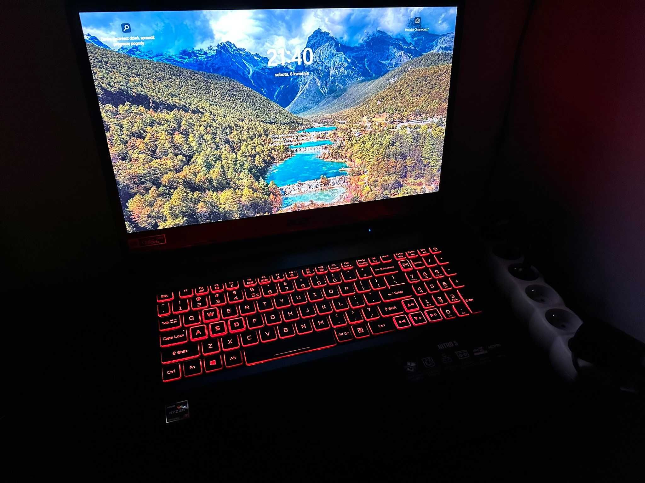 Acer nitro5 R7-5800H, 32GB, RTX3070, 1TB, win10/11 + ubez.