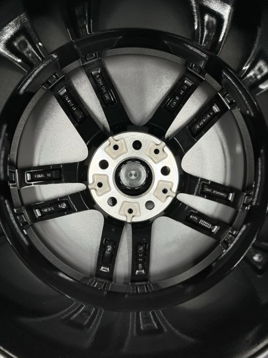 Нові диски Bmw 5 G30 G60 7 G11 G70 6 G32 647M Бмв Г30 Г60 Г11 19 R19