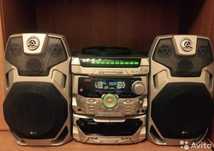 LG karaoke,музыкальный центр
Рабочий
В комплекте:паспорт,микрофон,удли