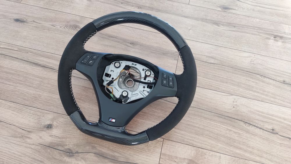 Kierownica carbon + alcantara BMW E90 E91 E92 E87 E88 E82